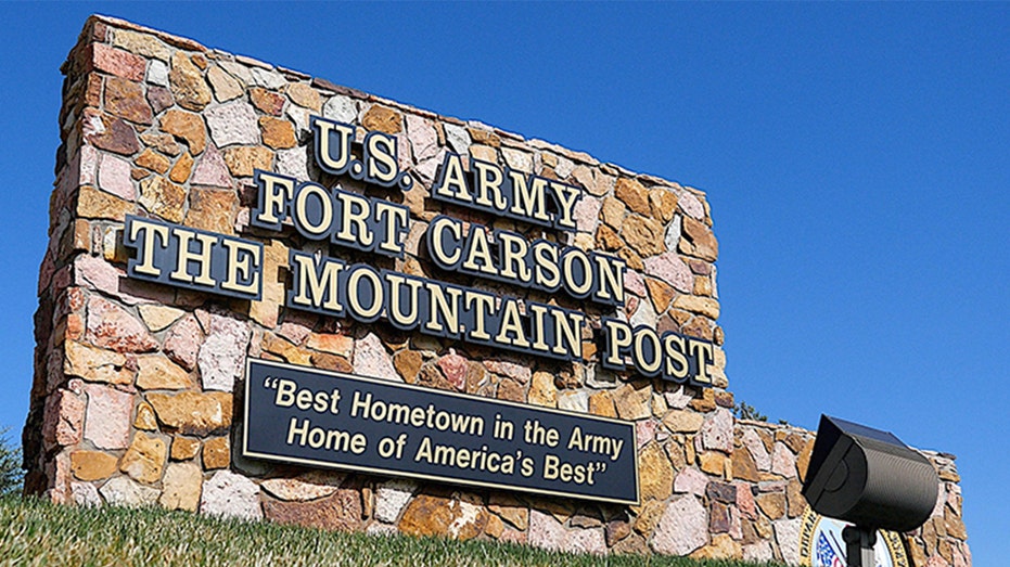 Officials responding to 2,000-acre fire in Fort Carson, Colorado