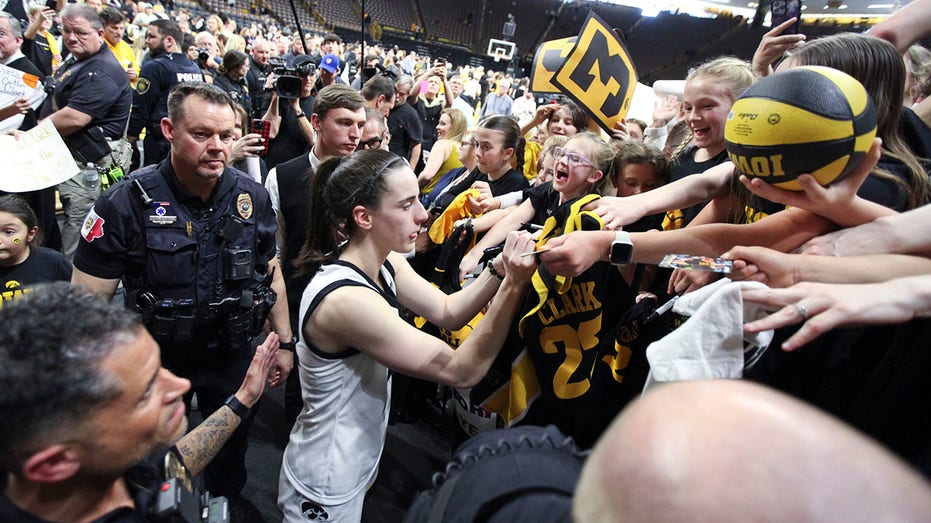 Caitlin Clark pens farewell to ‘forever favorite’ Iowa fans after final home game